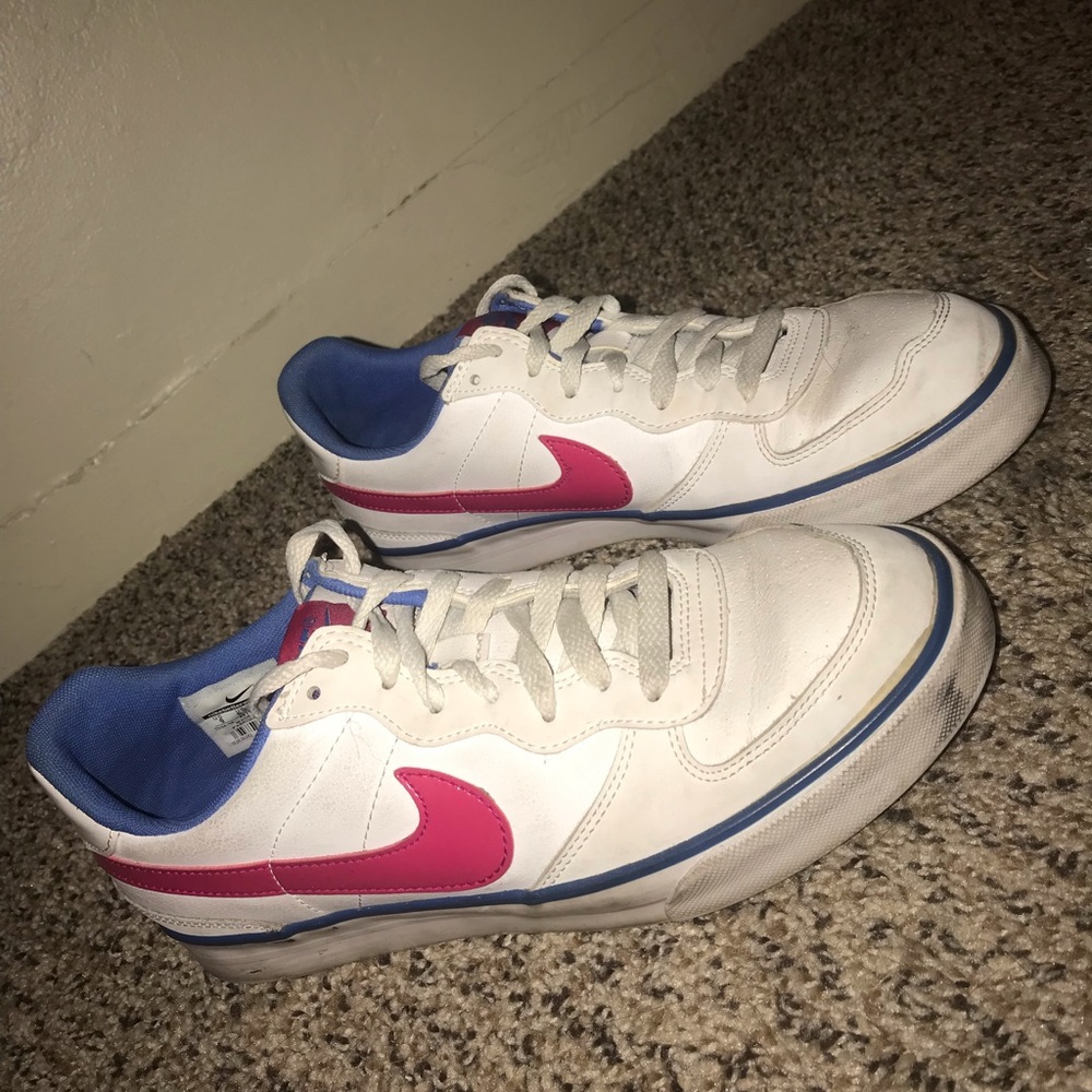 nike sneakers (court royale AC)